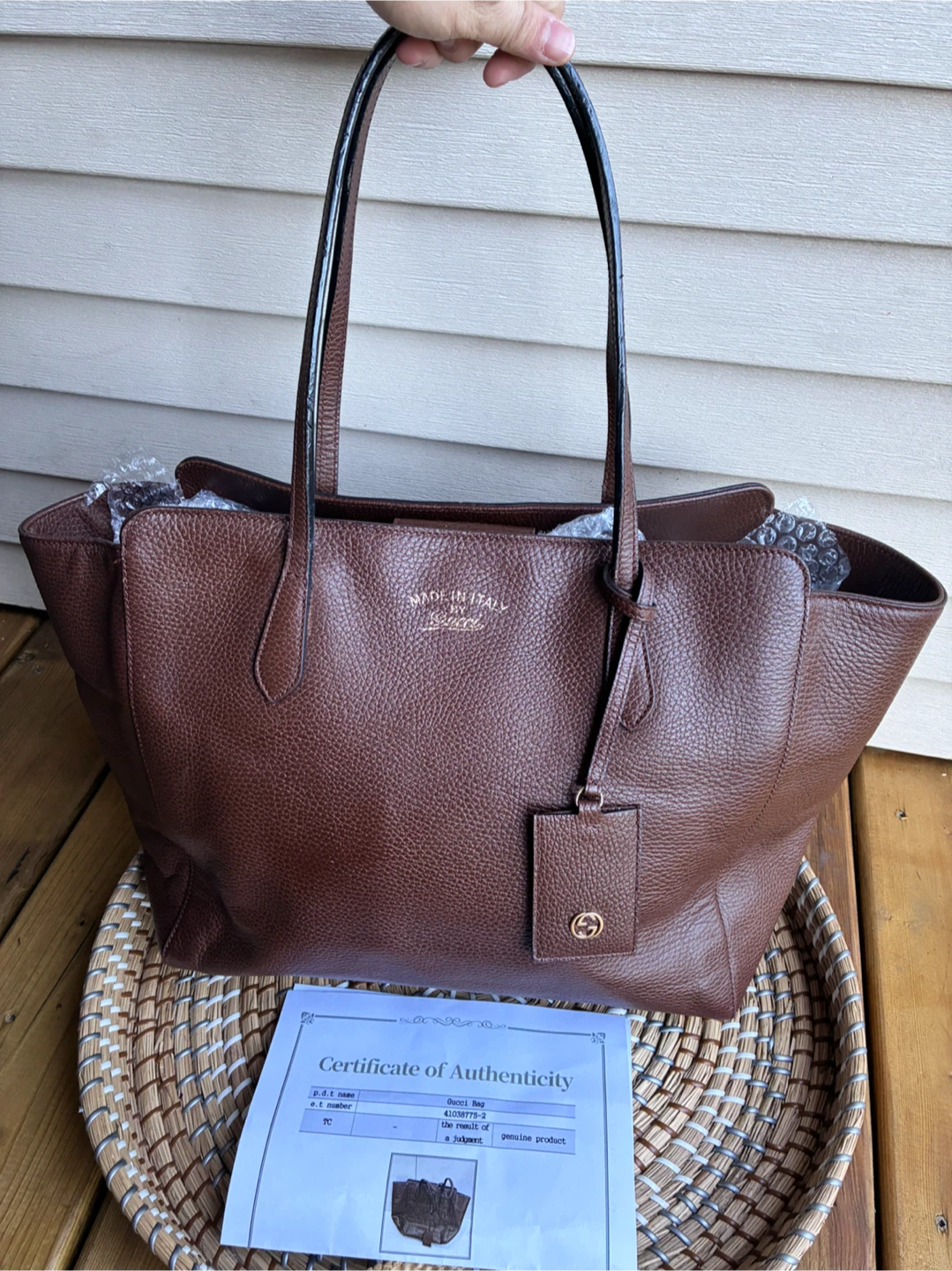 Gucci swing tote ( like new ) authentic - photo 2