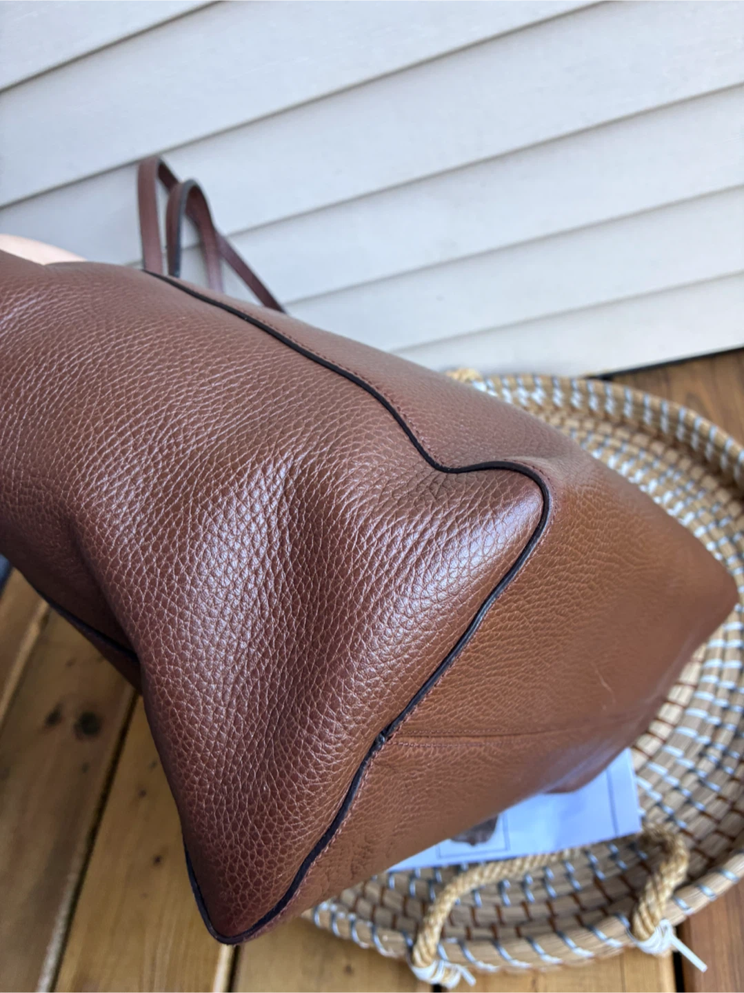 Gucci swing tote ( like new ) authentic - photo 4