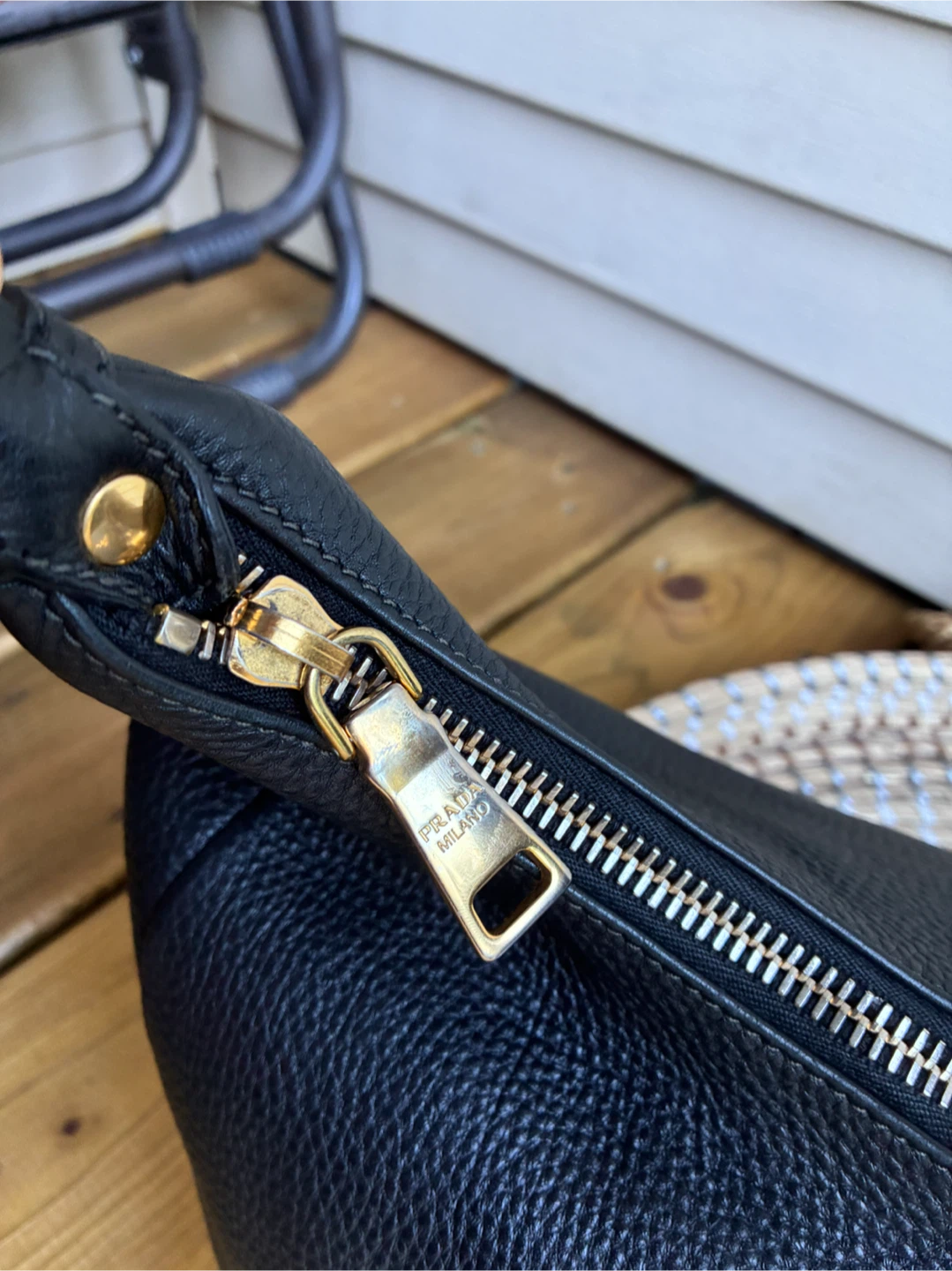 Prada vitello daino hobo bag (authentic) - photo 4
