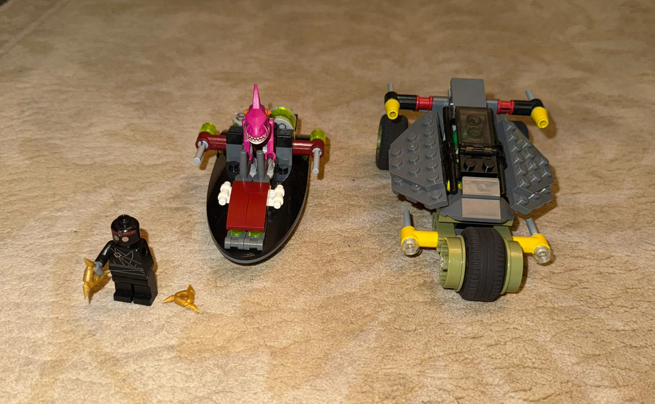 LEGO TMNT Stealth Shell In Pursuit (Set 79012)