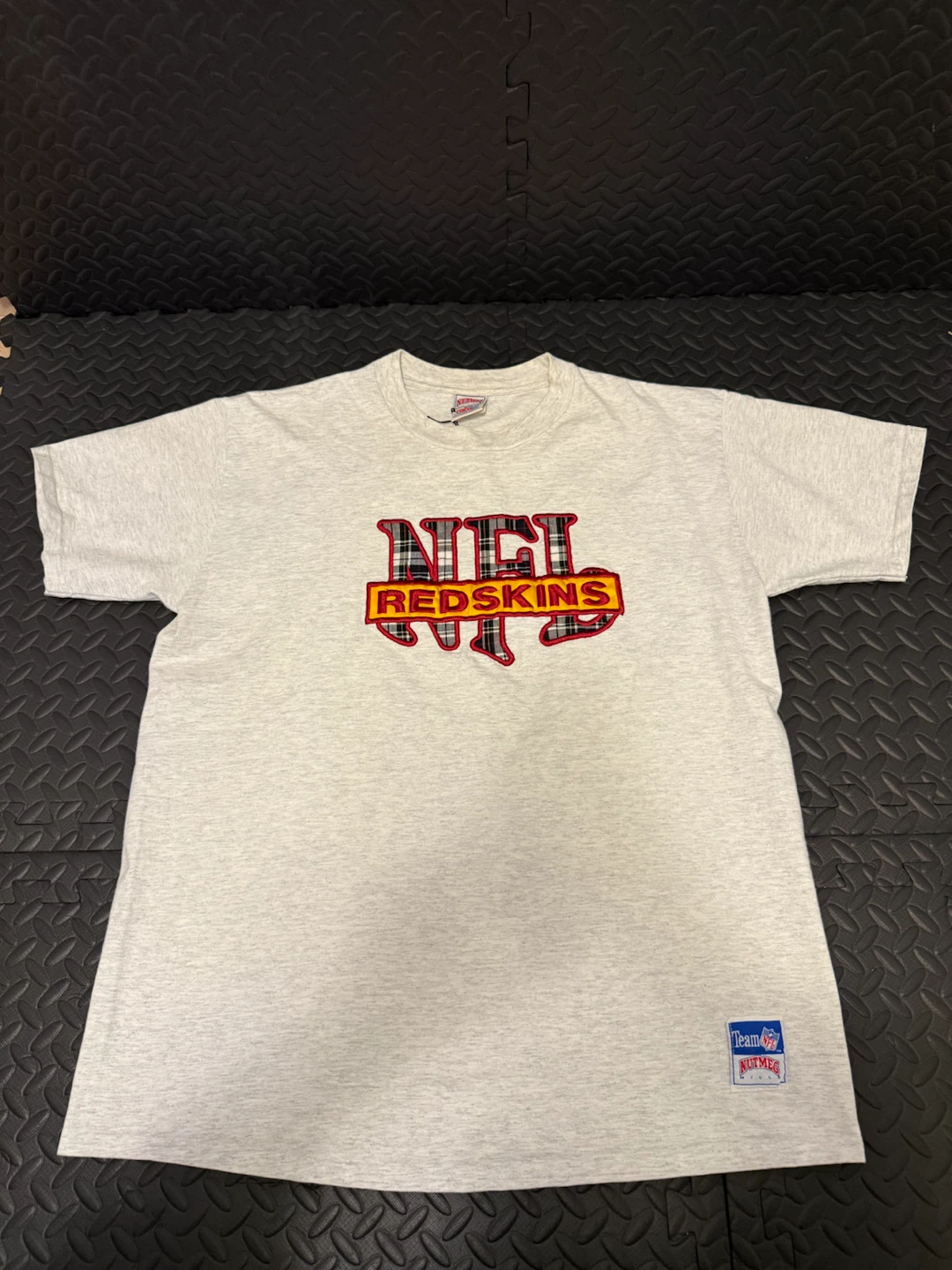 Vintage Nutmeg NFL Redskins T-Shirt - photo 2