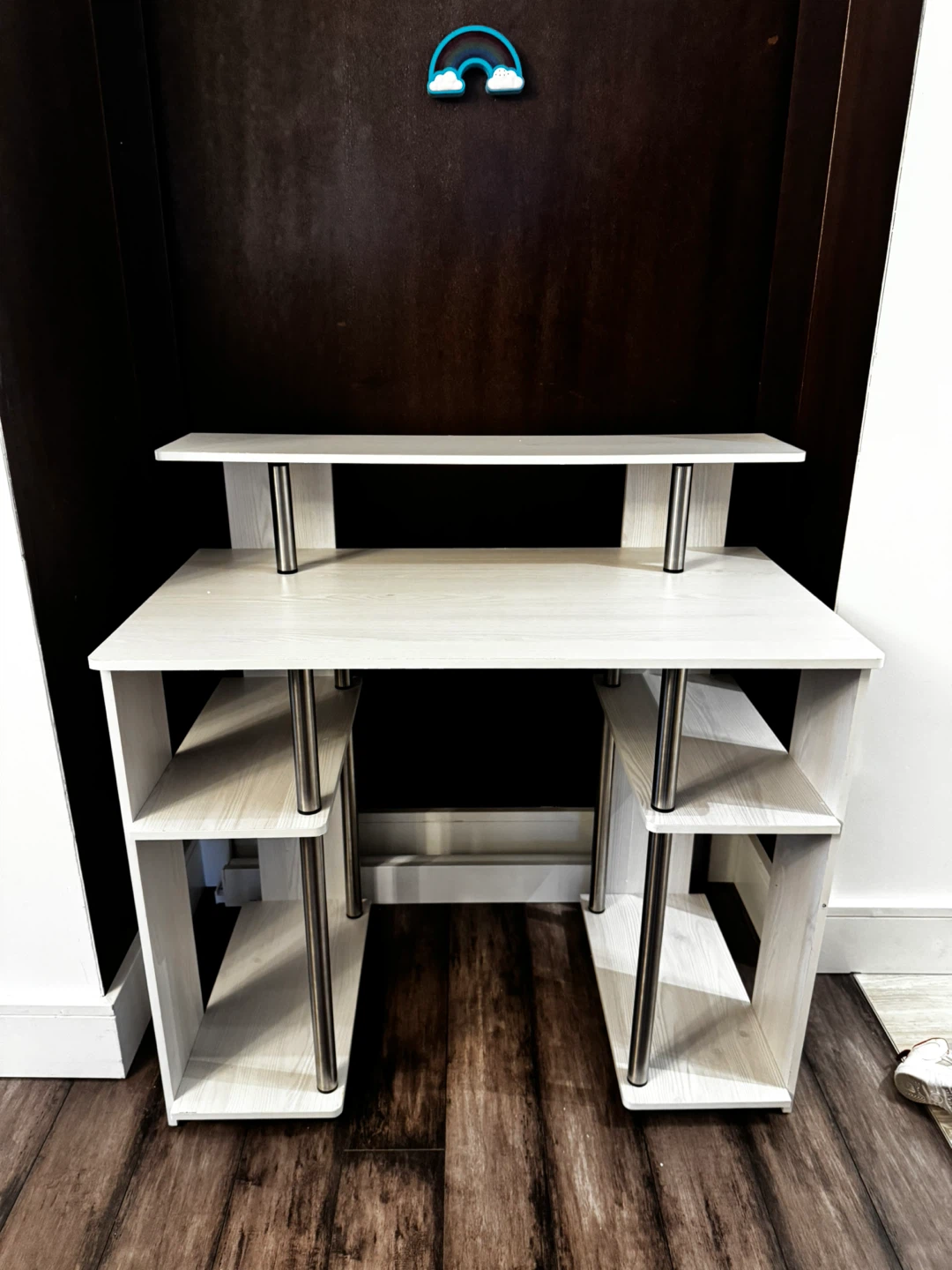 Light wood-grain computer desk with shelving - photo 5