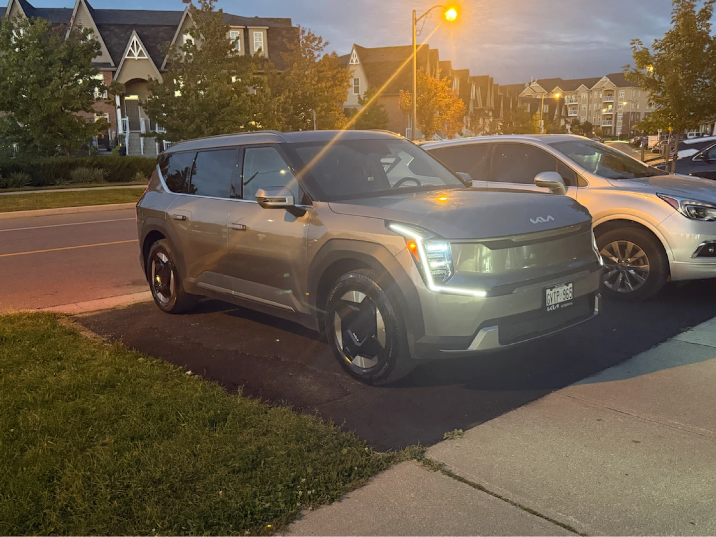 LEASE TAKEOVER – KIA EV9 2026 LAND AWD 7-SEATER - photo 5