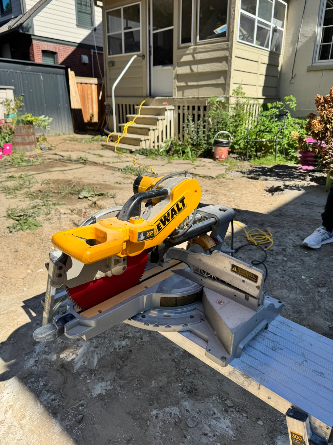 DeWalt Compound Miter Saw - photo 2