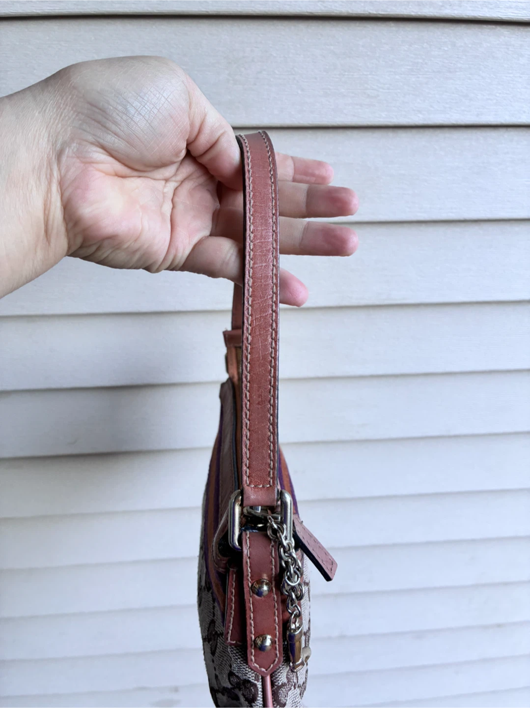 Mini charm gucci shoulder bag - photo 4