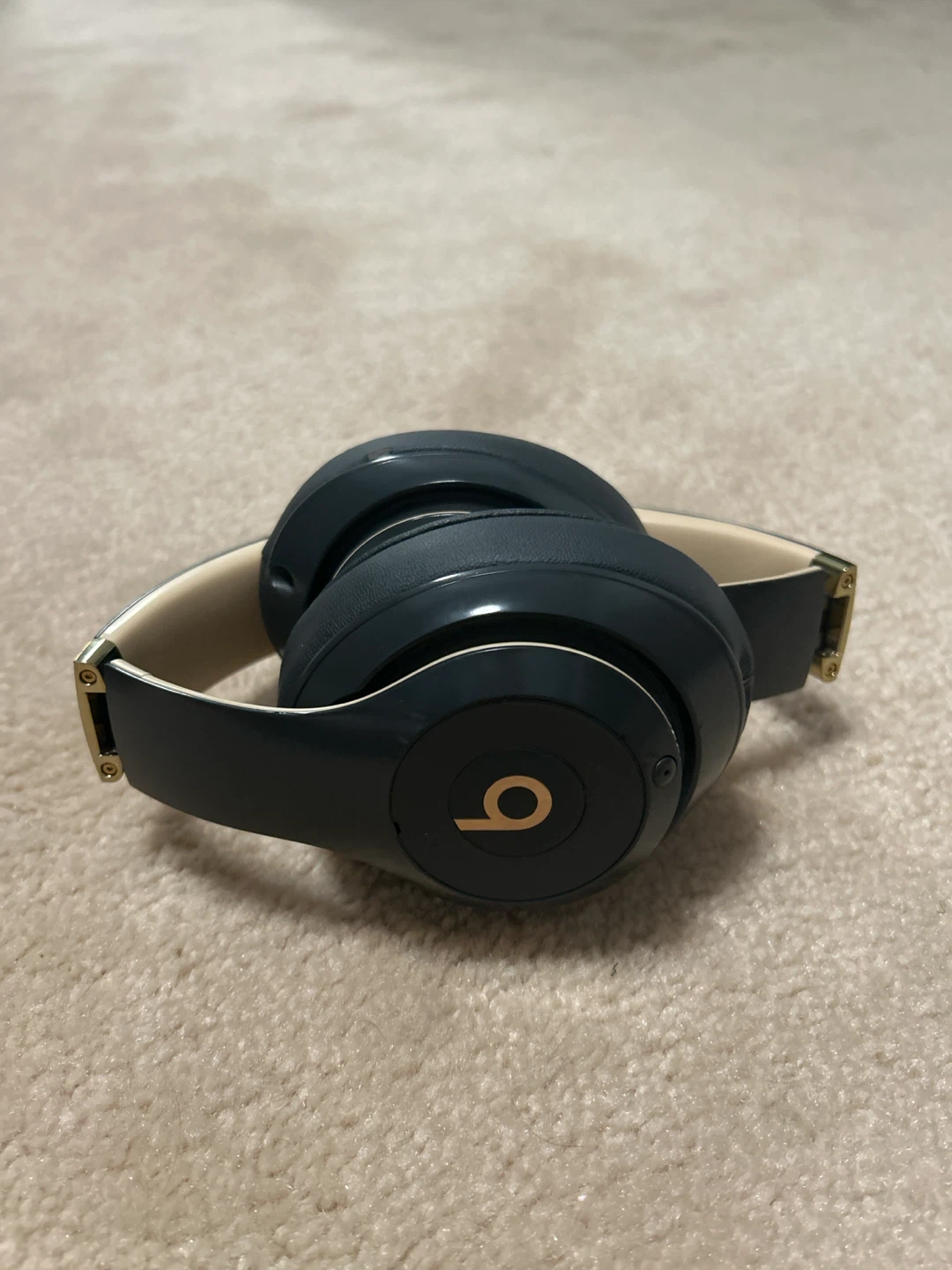 Beats Studio3 Wireless Headphones - photo 2