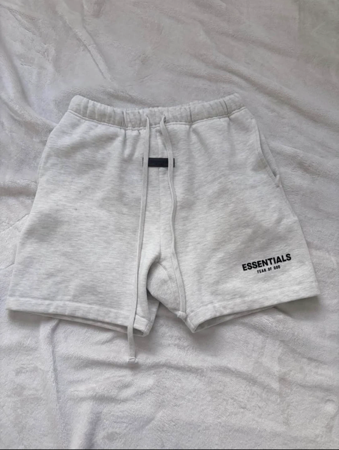 Essentials Oat Grey Shorts