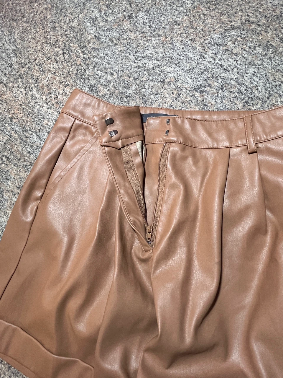 Primark Faux Leather Shorts Size 8 - photo 4