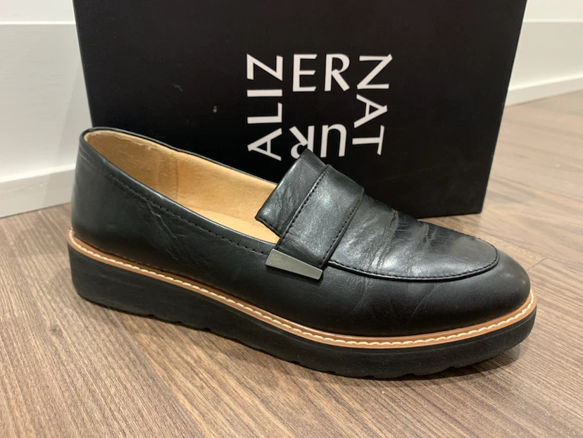 Naturalizer Woman’s Black Loafer - photo 4