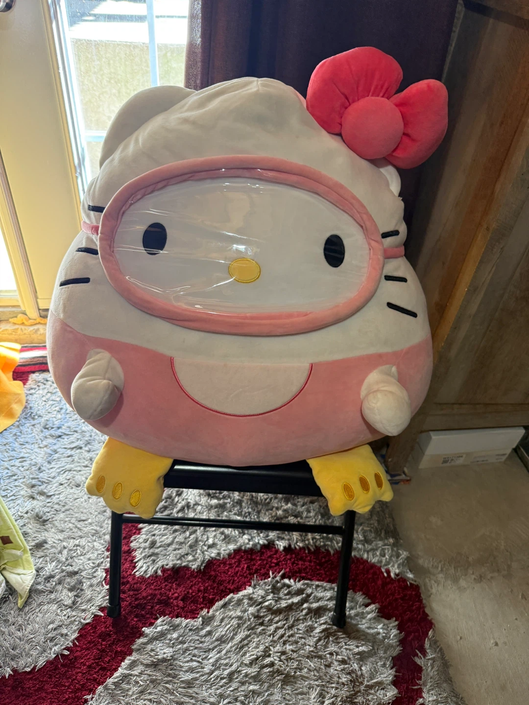 Hello Kitty Plush Storage/Display Pillow - photo 4