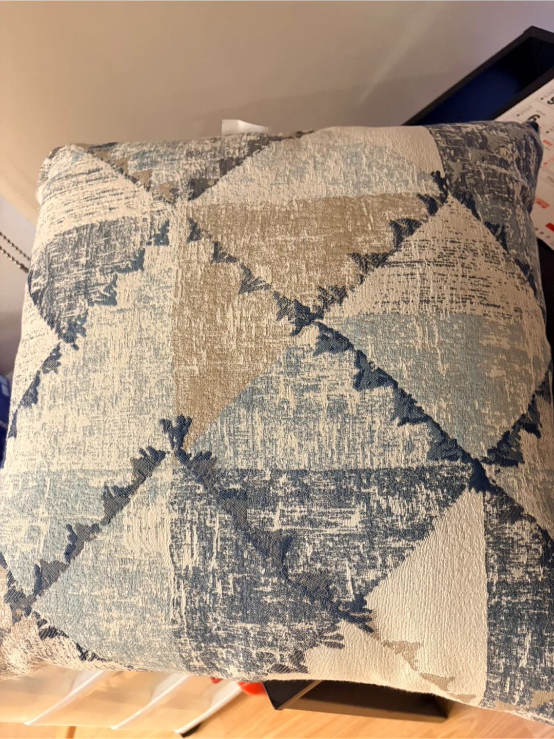 2 Brand New Decorative Throw Pillows - photo 4