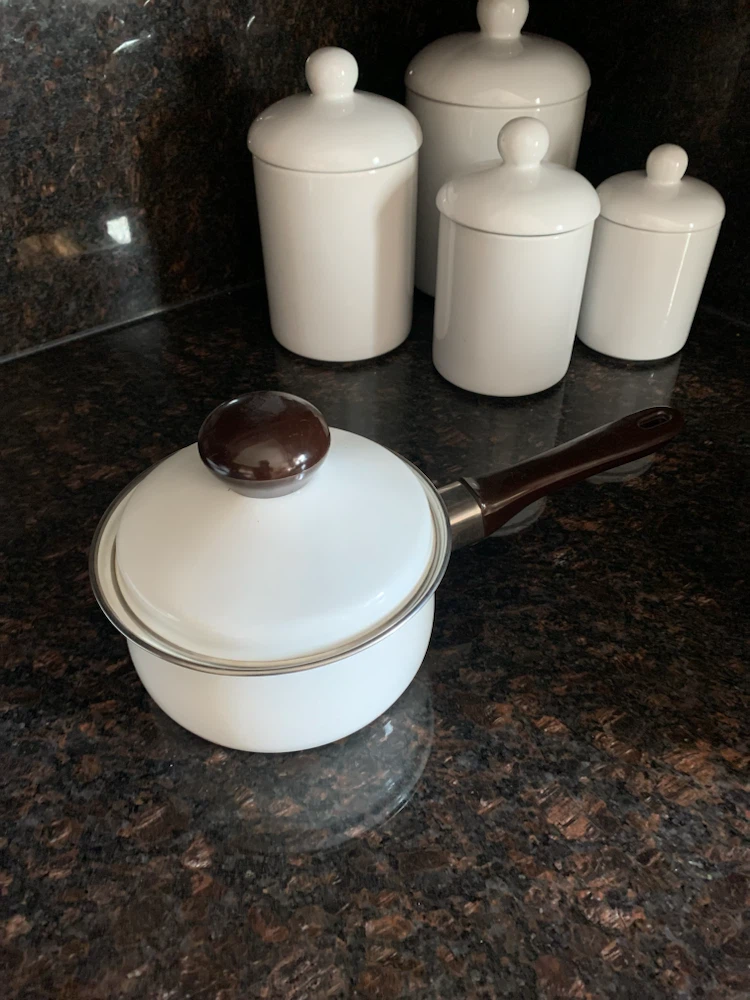 White Enamel Cookware Set - photo 2