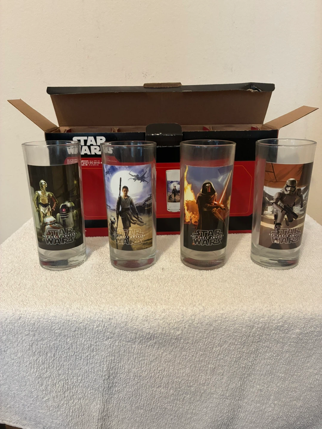 Star Wars The Force Awakens Glass Set - photo 3