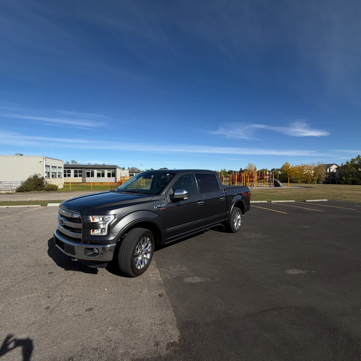 2016 F‑150 Lariat 5.0 V8 FX4 Immaculate - photo 2