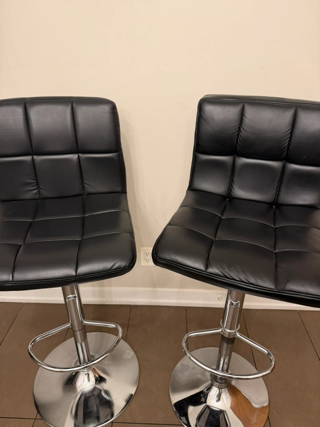 Set of 2 Black Faux Leather Bar Stools - photo 2