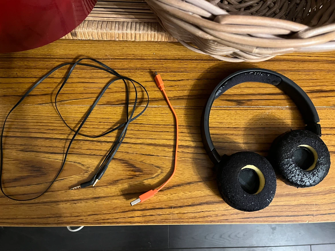 JBL Bluetooth Headphones
