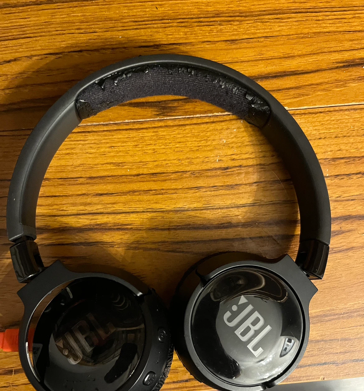 JBL Bluetooth Headphones - photo 3