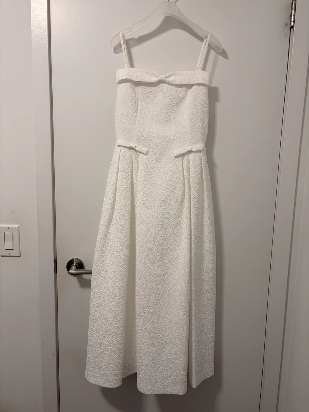 Korean Flowoon White Textured White / Wedding Dress