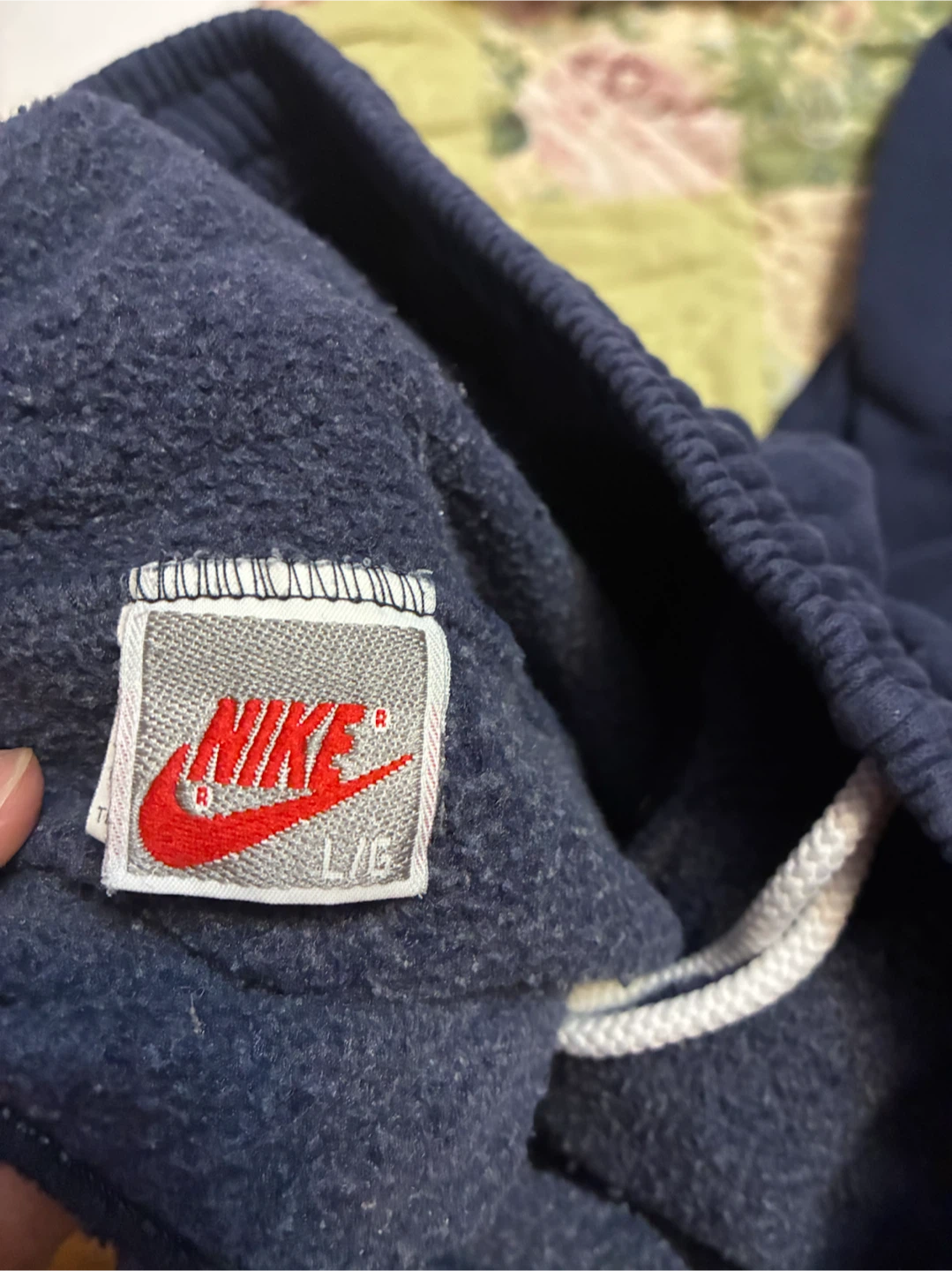 Retro Nike navy sweatpants - photo 3
