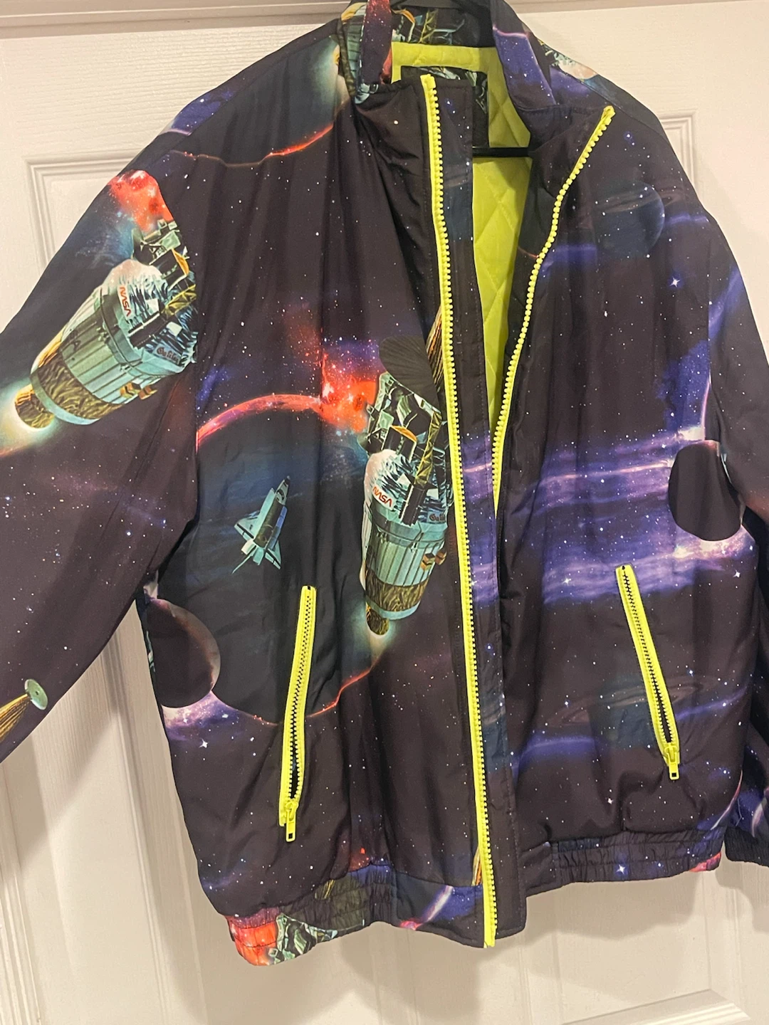 Forever 21 Men NASA Space Jacket - photo 4