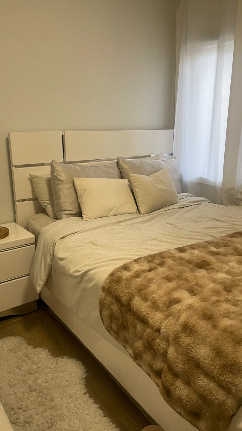 Queen Size Bed and Nightstand - photo 3