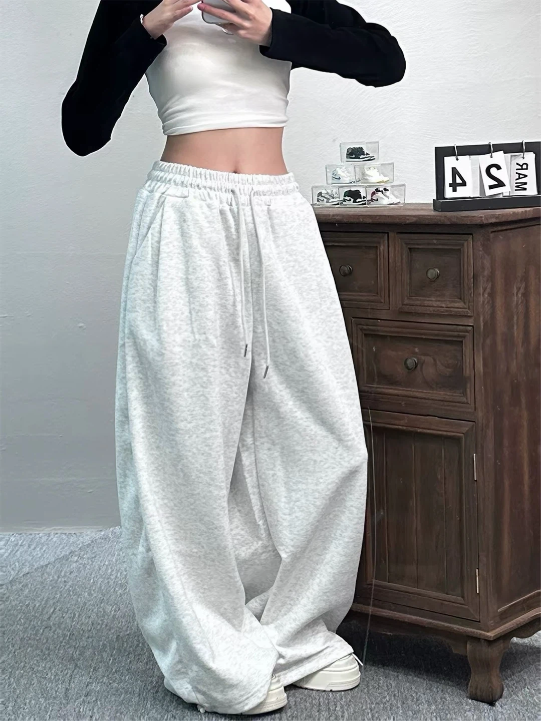 Cozy Fleece-Lined Wide-Leg Sweatpants