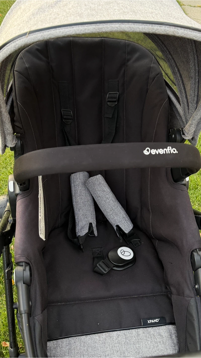 Evenflo GOLD Pivot Xpand Stroller - photo 2