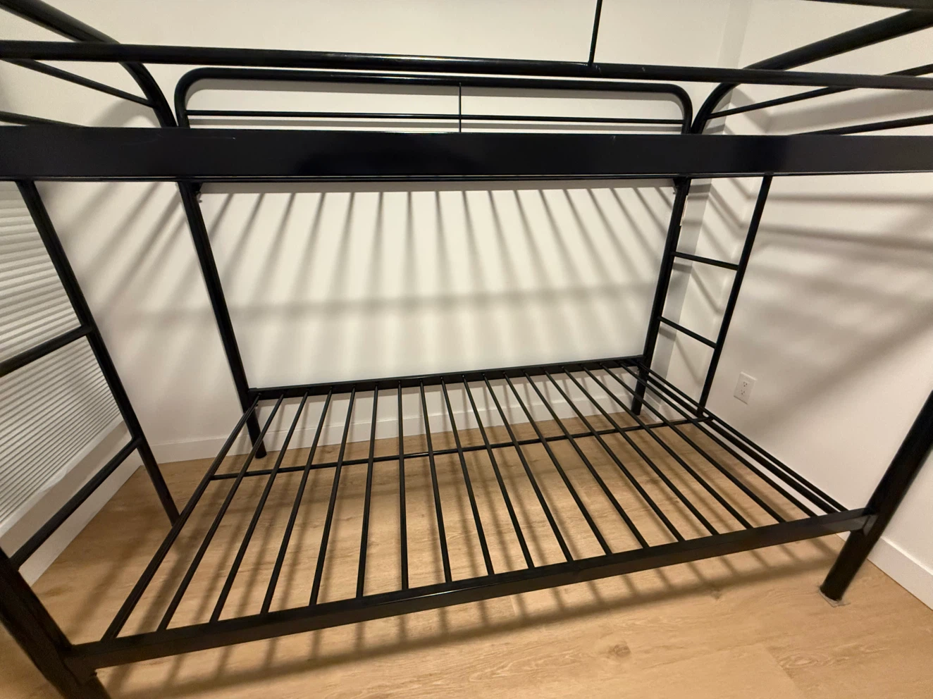 Black Metal Twin Bunk Bed - photo 2