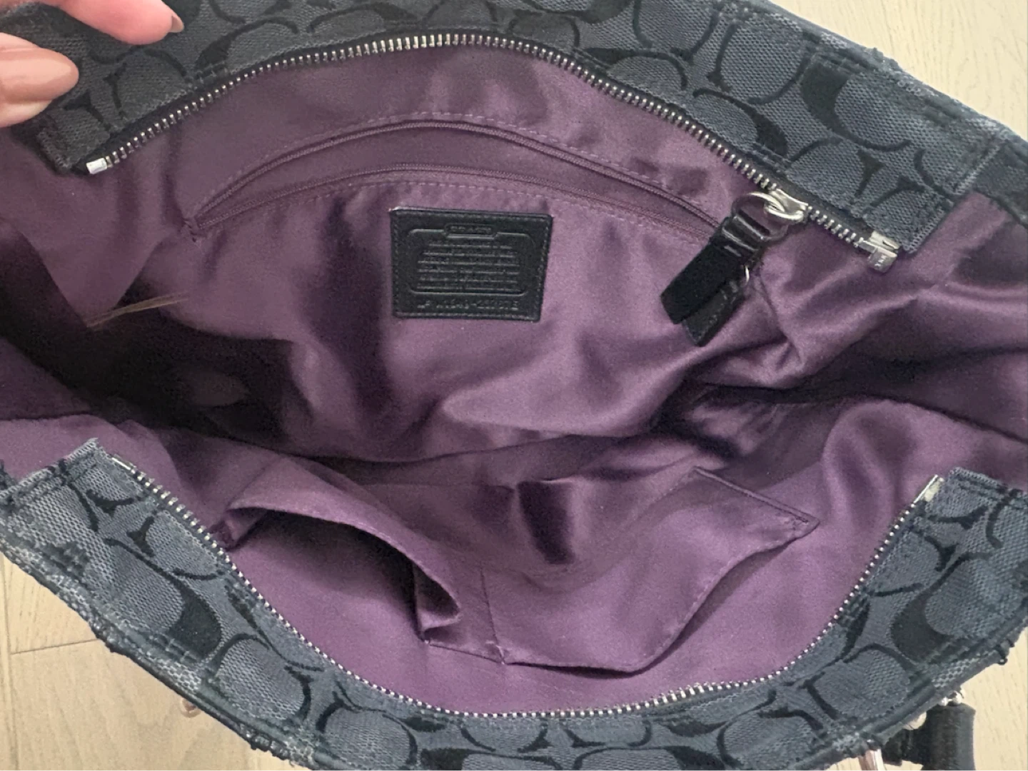 Coach Signature Tote Bag - photo 4