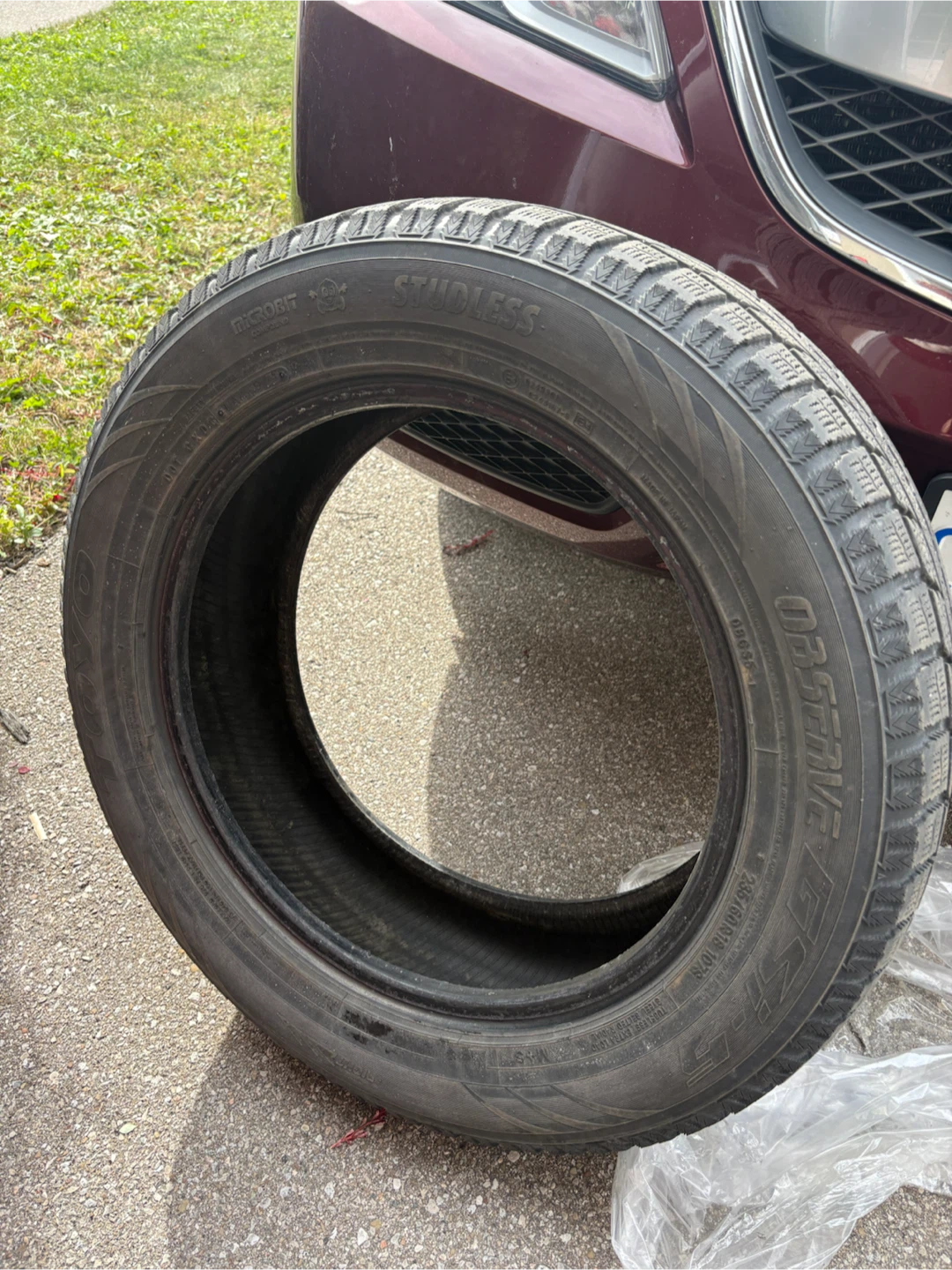 Set of 3 Toyo Observe GSi-5 Winter Tires 235/60R18 - photo 3