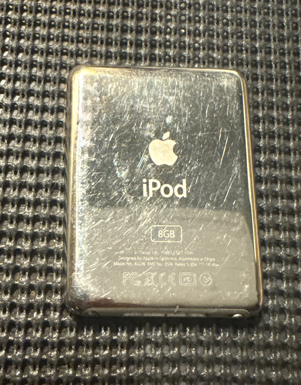 Vintage Apple iPod Nano 3rd Generation / Vintage Apple iPod - photo 4