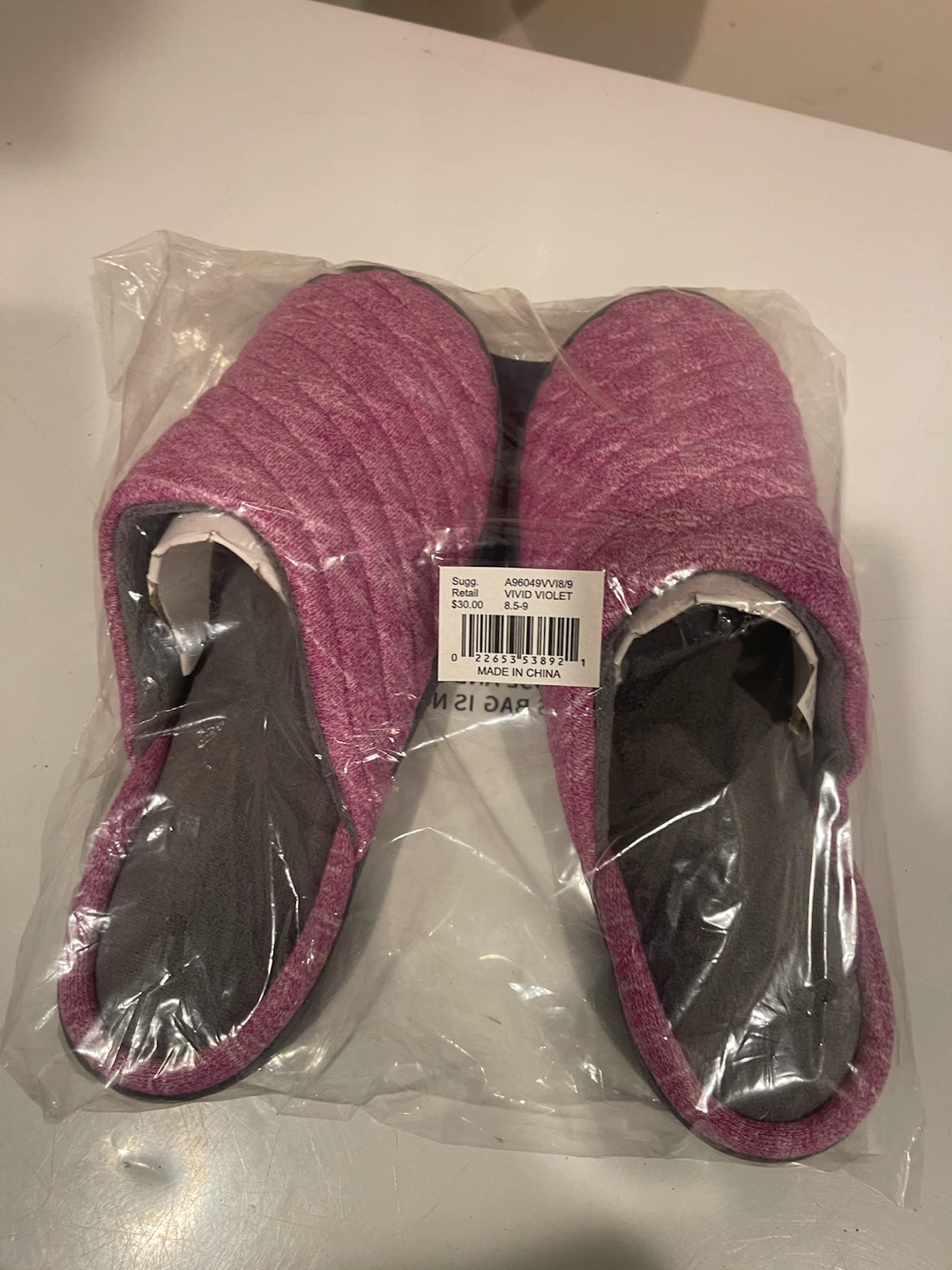 Isotoner Slippers Vivid Violet Size 8.5-9 - photo 4