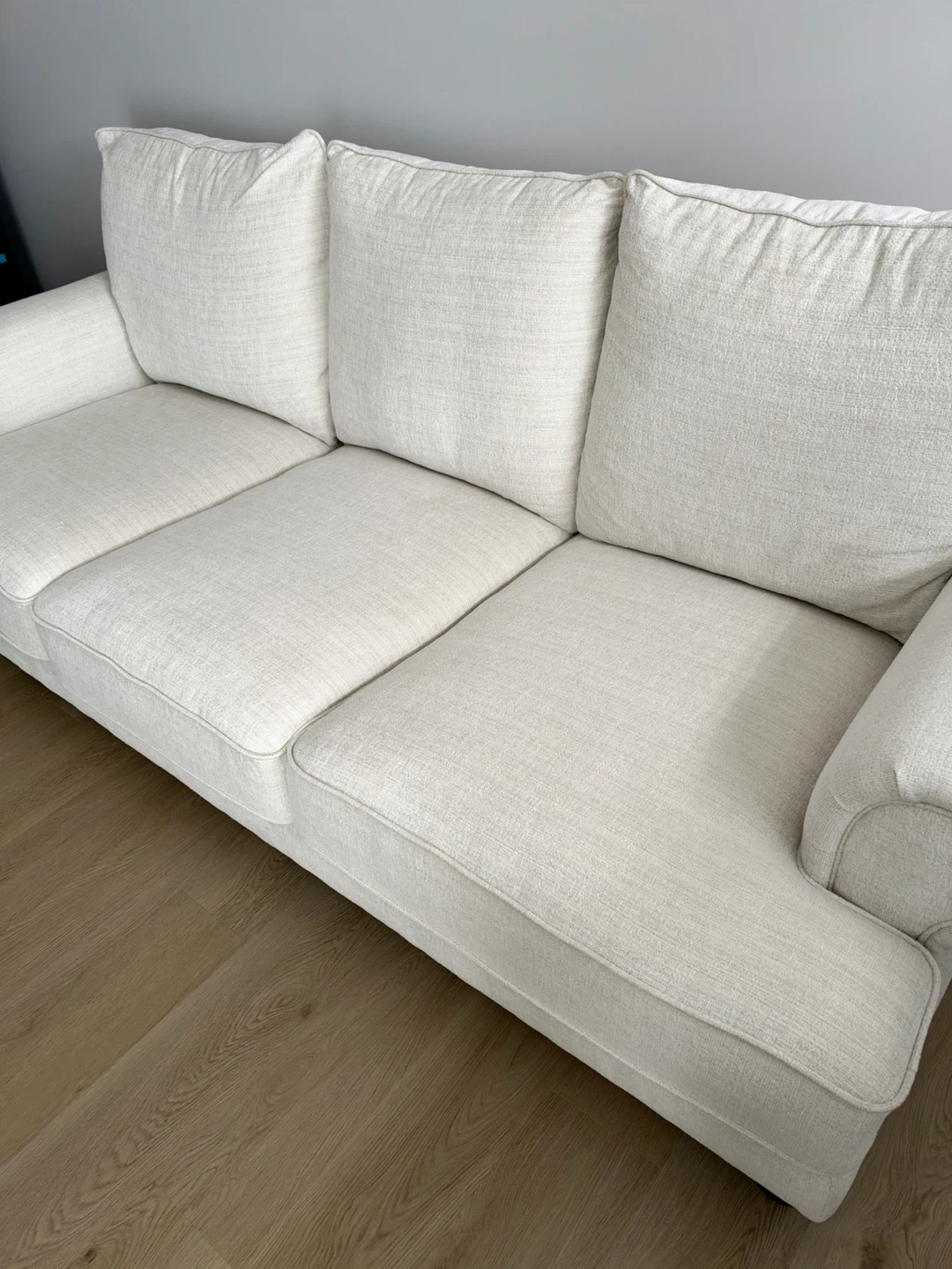 3.5 seater sofa