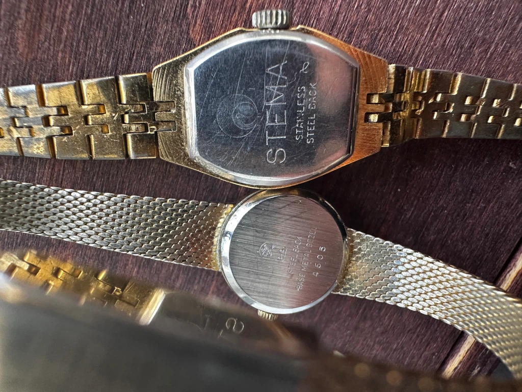 Vintage Gold-Tone Women's Watches - photo 2