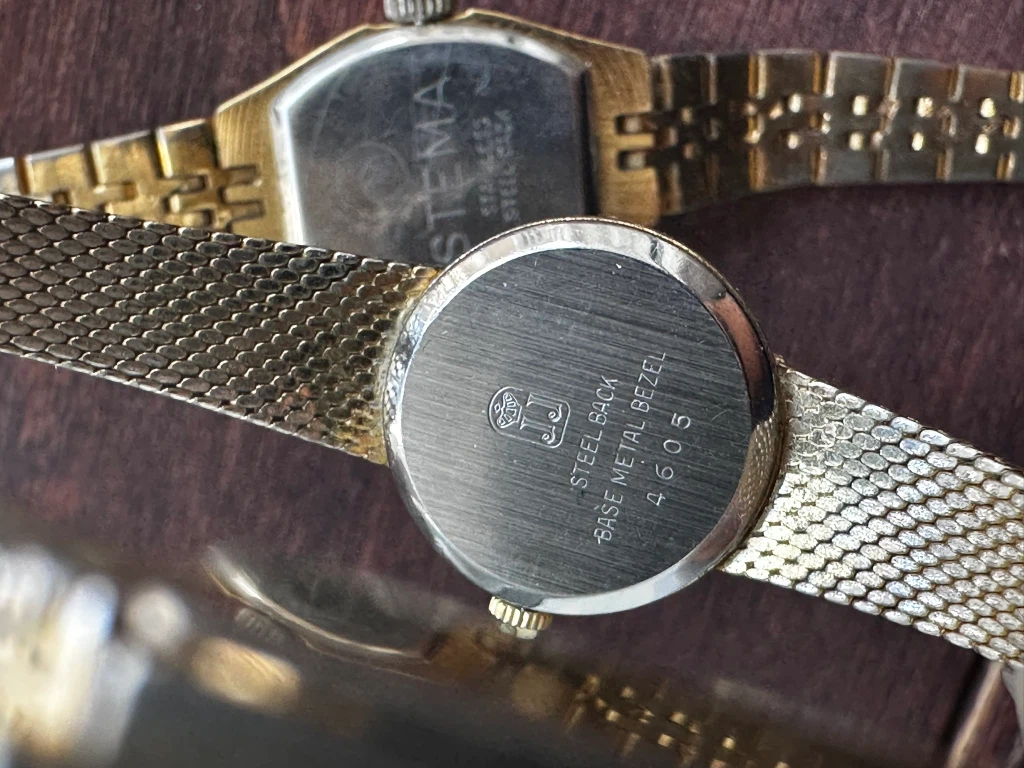 Vintage Gold-Tone Women's Watches - photo 4