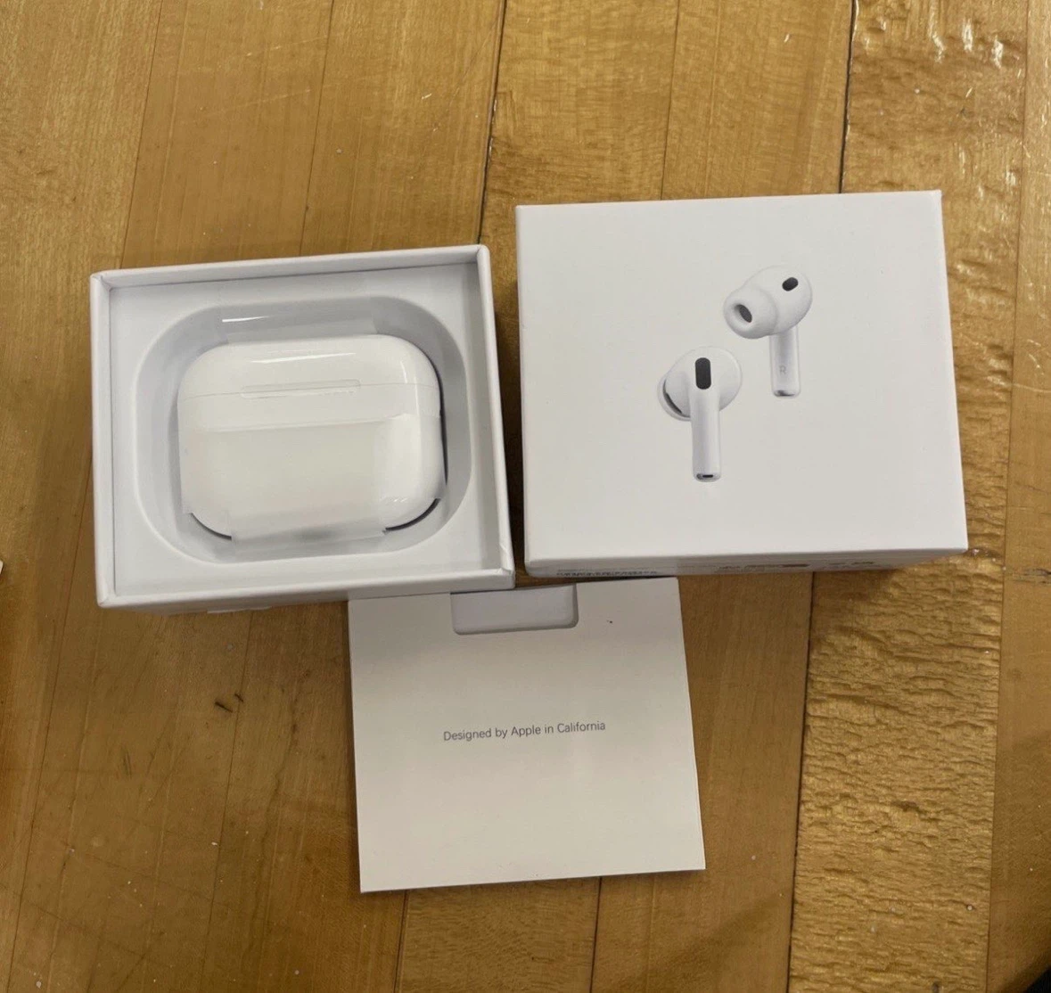 Apple AirPods Pro (3rd Gen) - photo 2