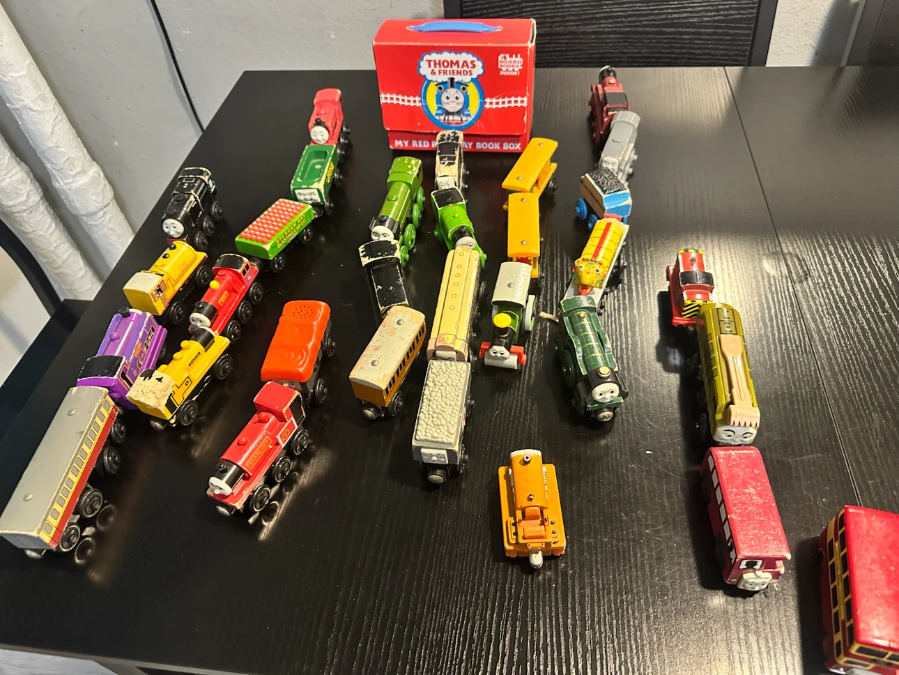Thomas & Friends Wooden Train Collection and Book Set