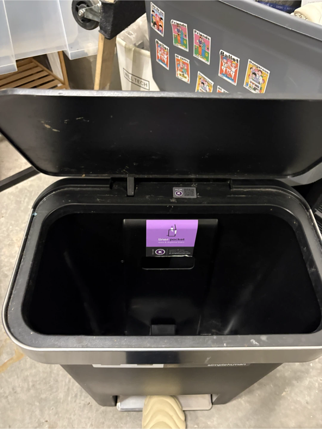simplehuman 45L Step Trash Can - photo 3