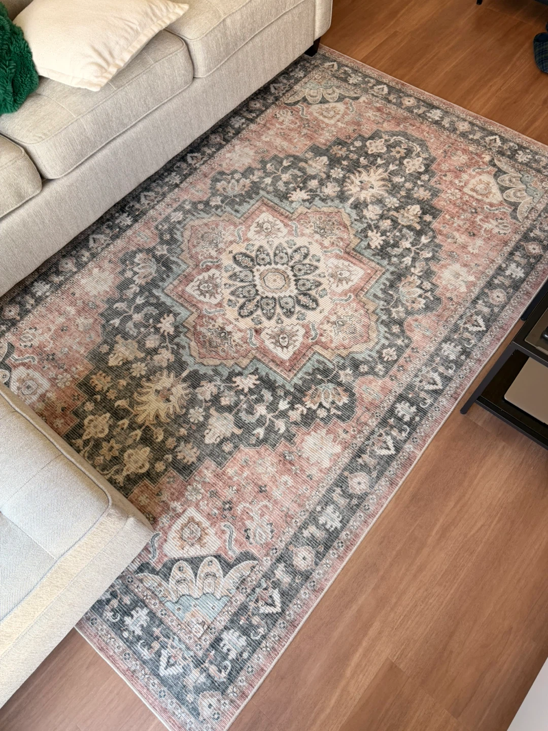 Vintage-Style Area Rug - photo 3