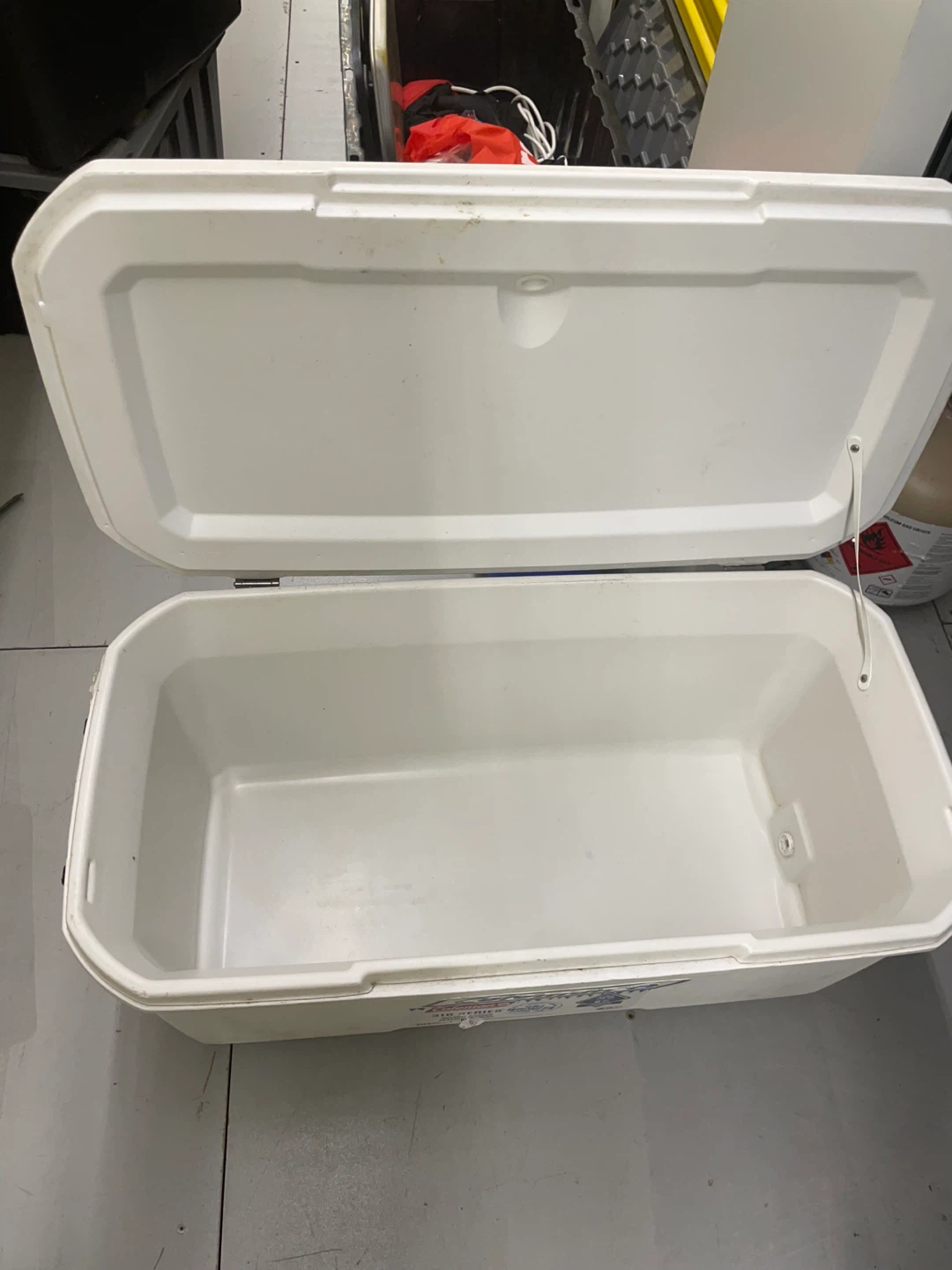 Coleman 316 Series Marine Cooler - photo 2