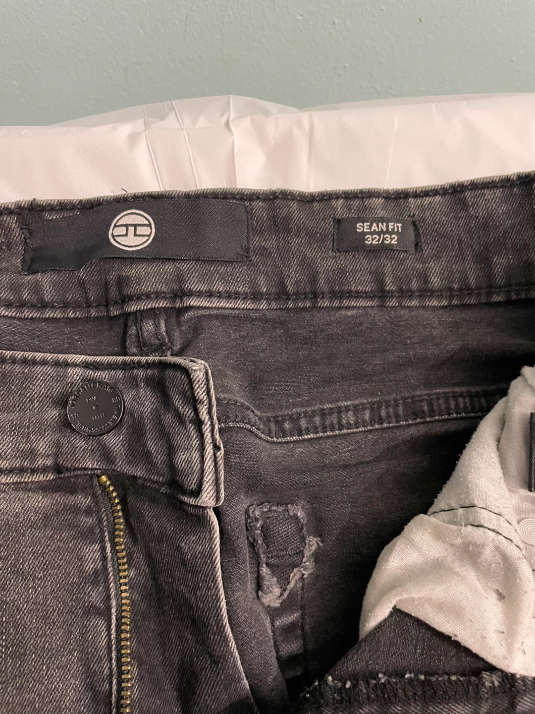 Jordan Craig Sean Fit Distressed Jeans 32x32 - photo 4