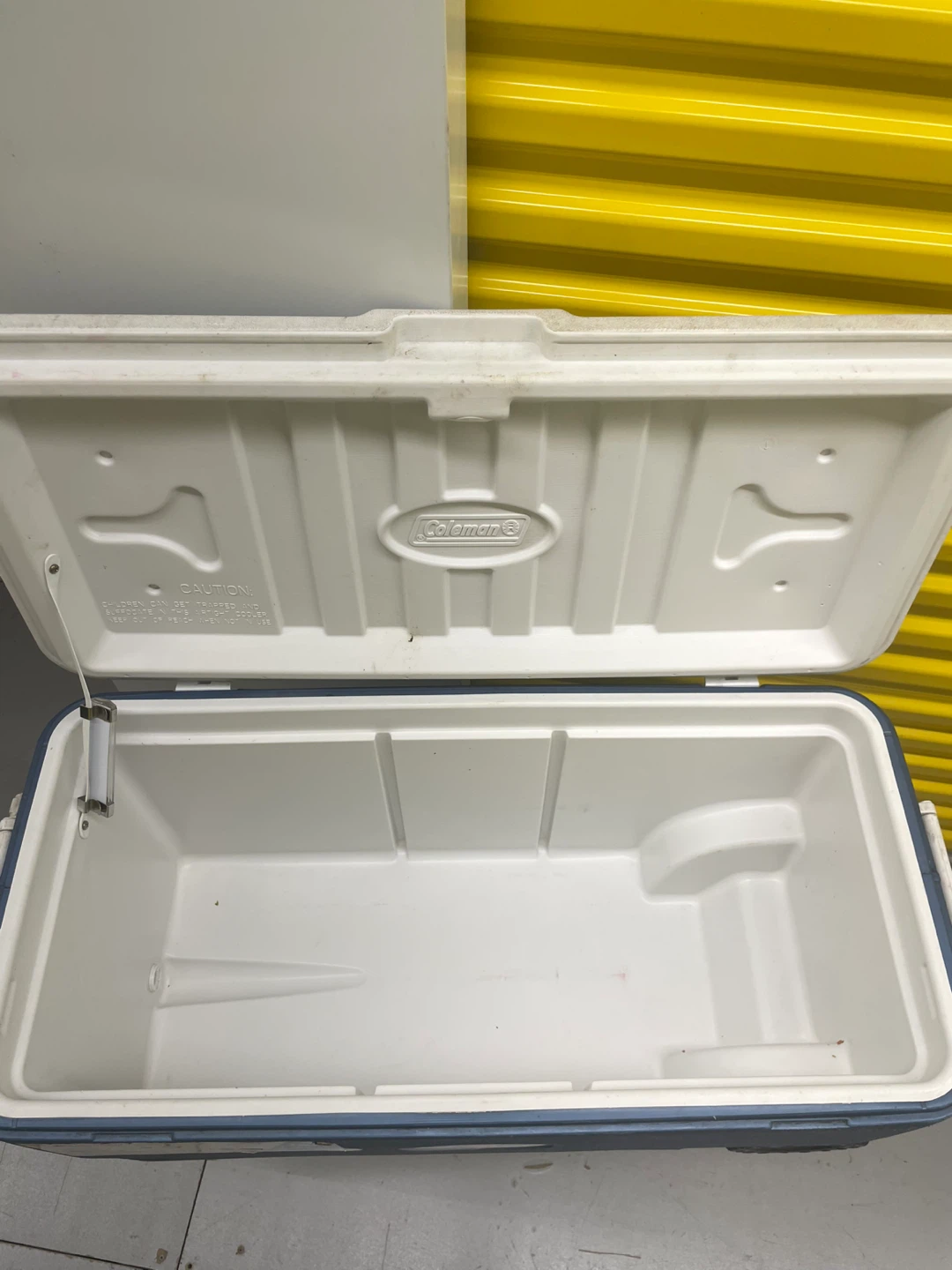 Coleman Xtreme 5 100 Quart Wheeled Cooler - photo 2