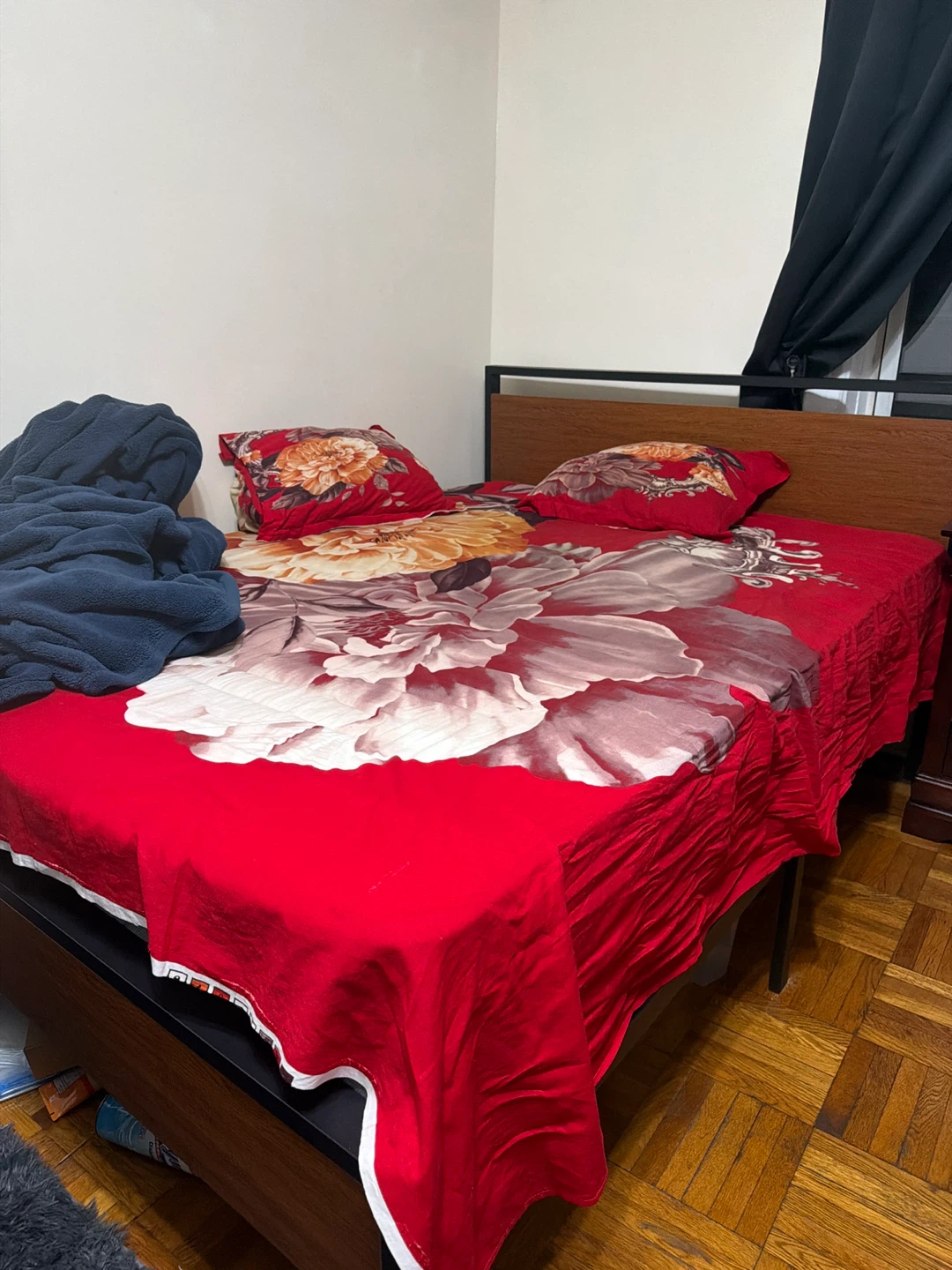 Full Size Metal and Wood Bed Frame W Mattress