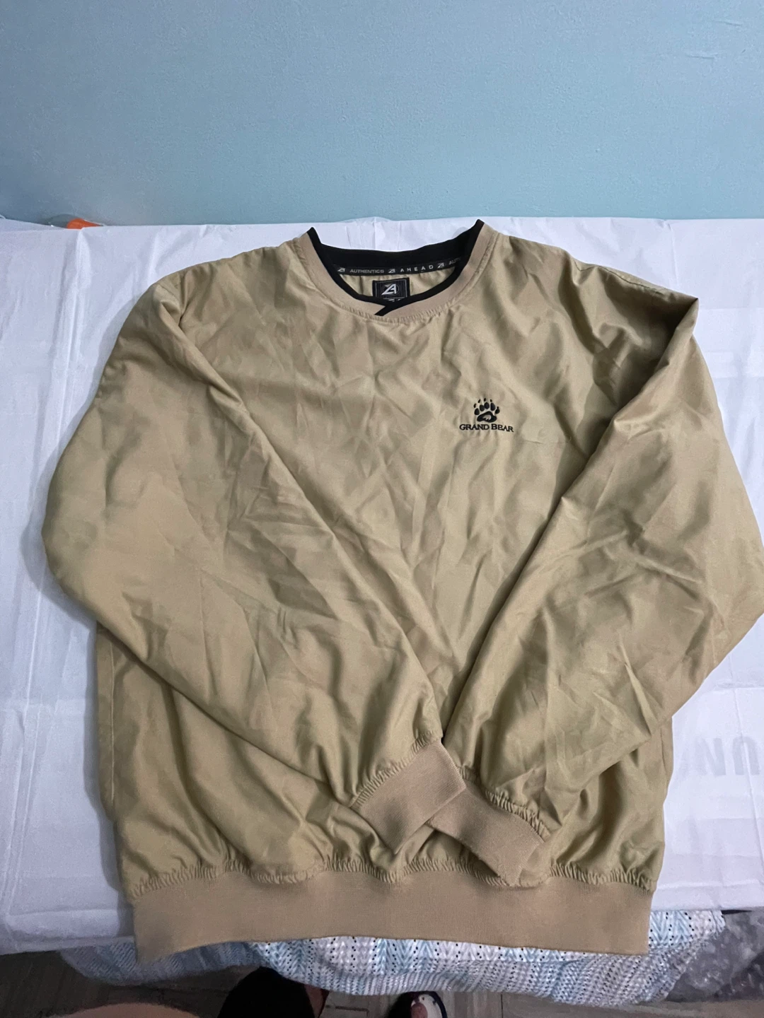 Ahead Authentics Grand Bear Pullover