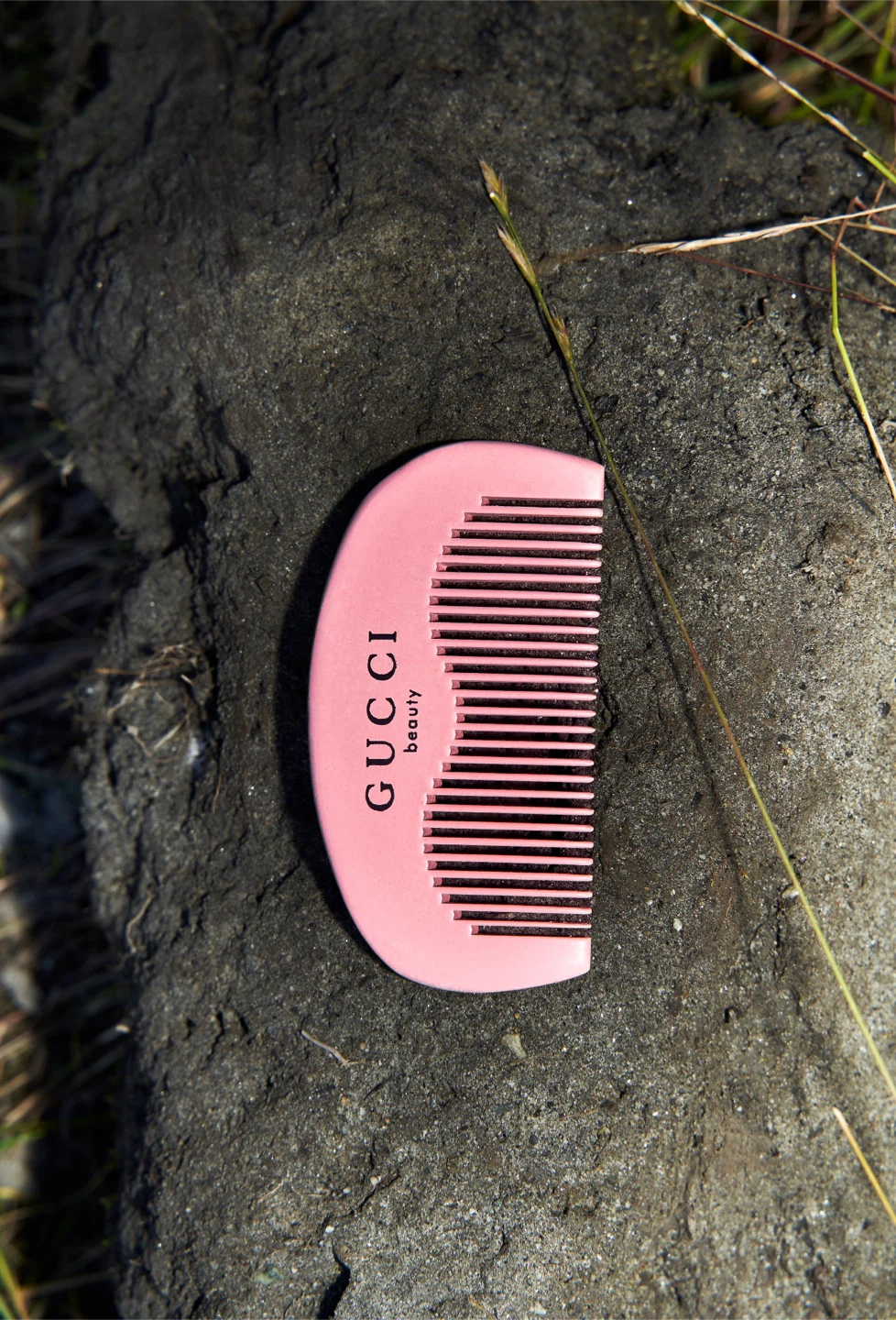 Gucci Pink Comb - photo 3