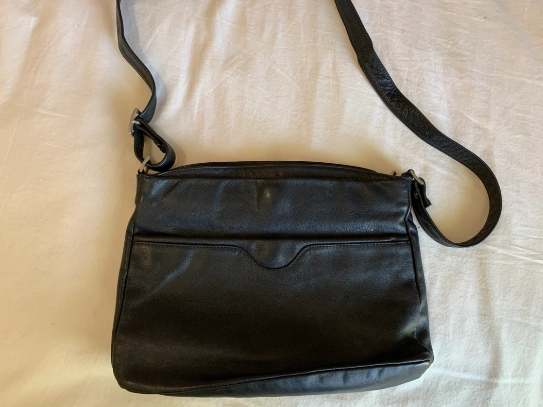 Real Black Leather Crossbody Bag - photo 2