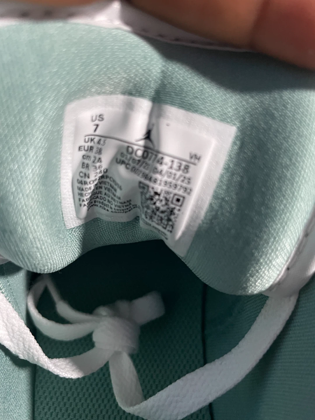 Air Jordan 1 Low Teal White Women's Size 7 - photo 2