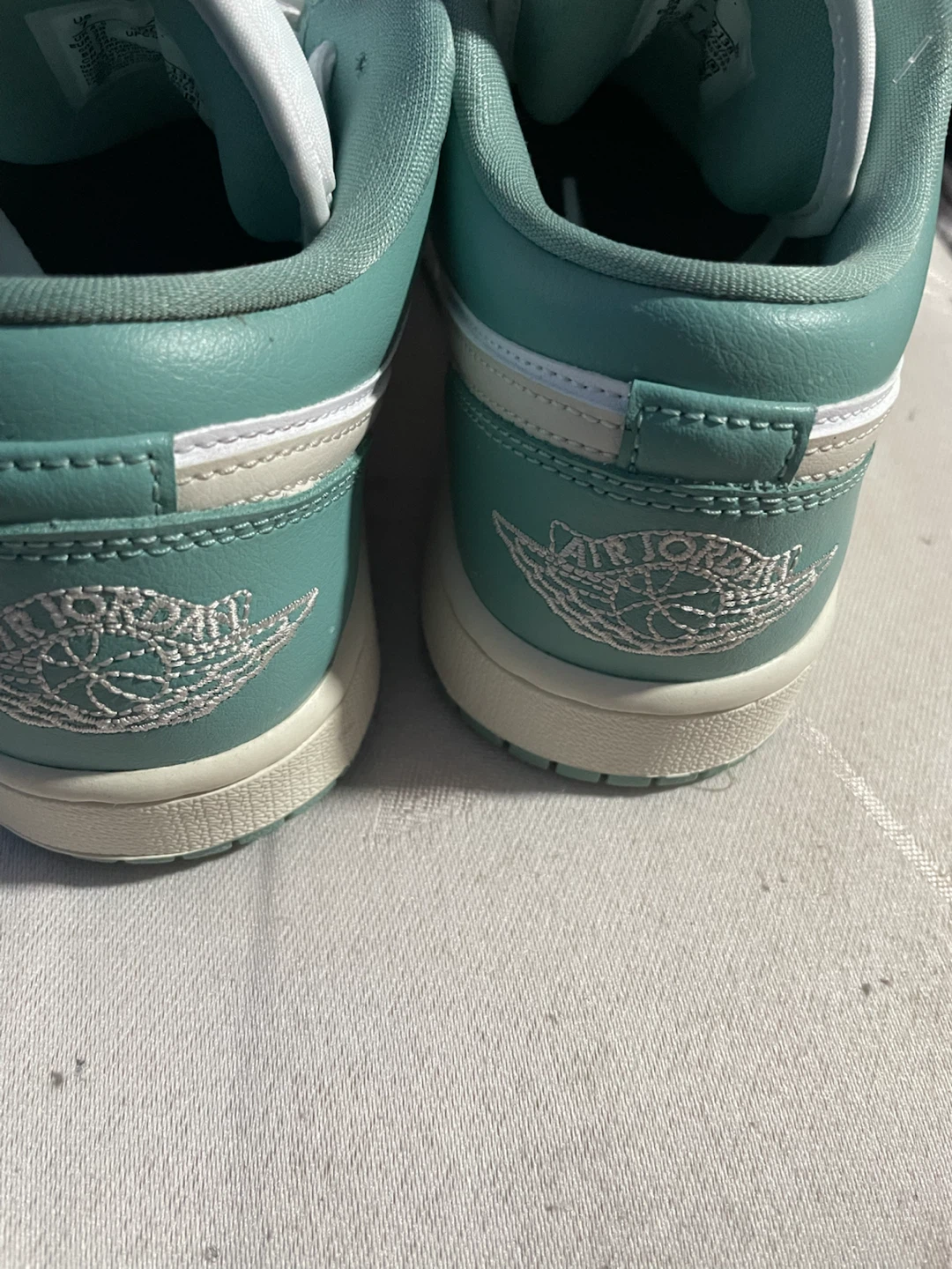 Air Jordan 1 Low Teal White Women's Size 7 - photo 4