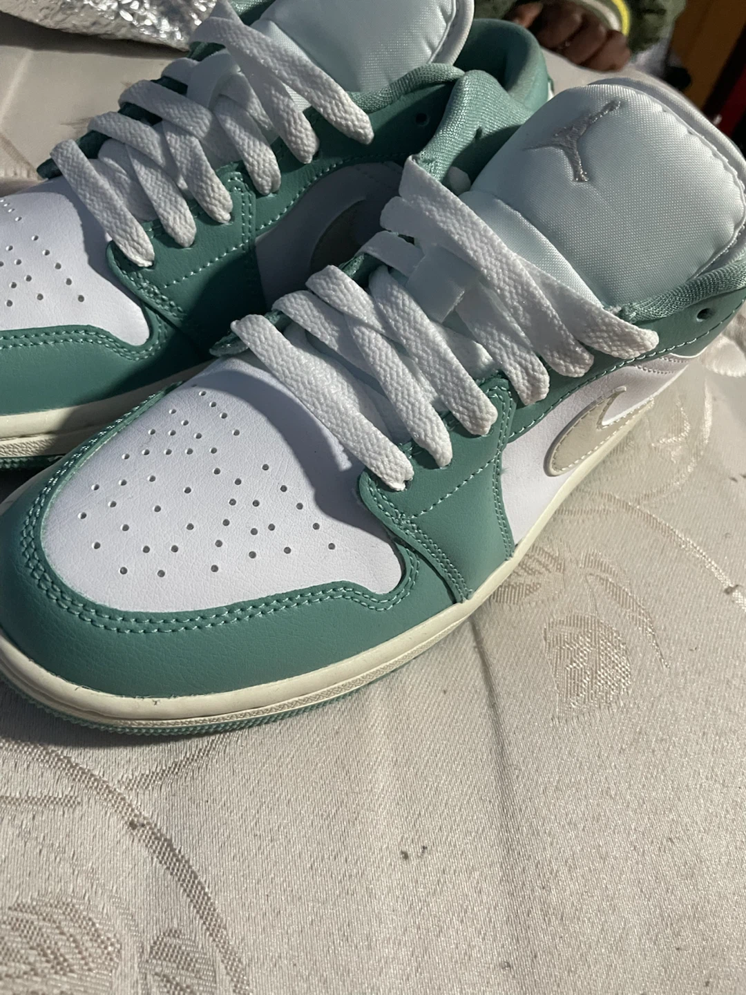 Air Jordan 1 Low Teal White Women's Size 7 - photo 5