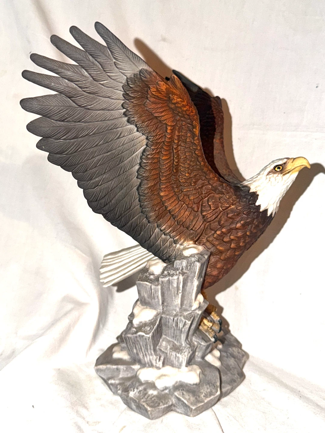 Bald Eagle Figurine Lenox statue Smithsonian eagle of majesty - photo 2